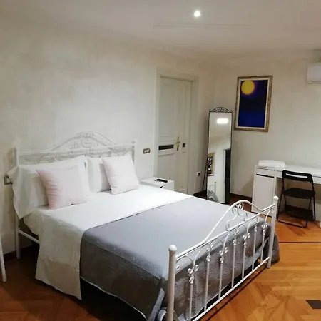 Dome Bed & Breakfast *
